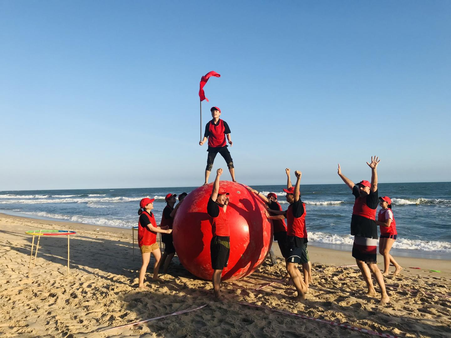 TỔ CHỨC TEAM BUILDING BÃI BIỂN